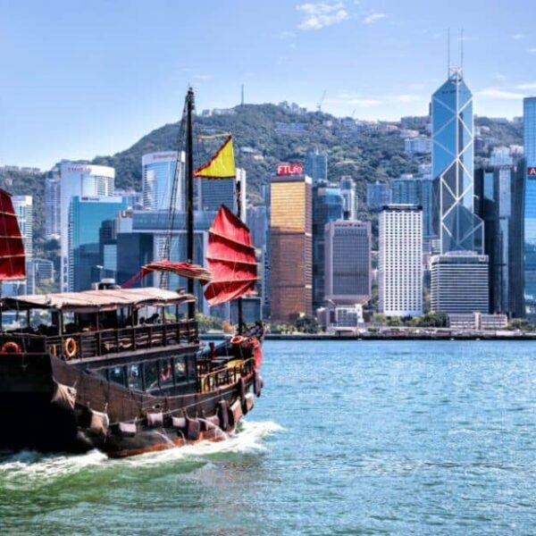 Hong Kong With World Dream Cruise Tour