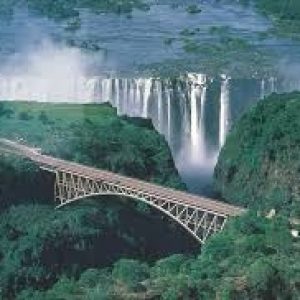 Victoria Falls-min